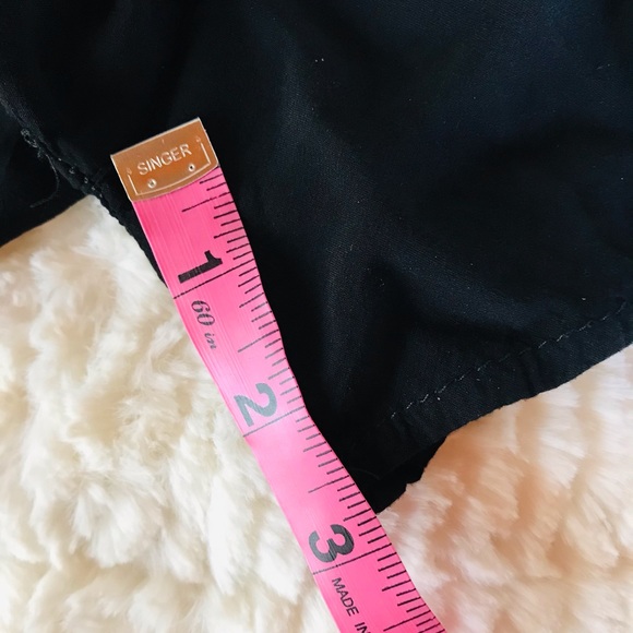 3 elastic band shorts - Picture 2 of 14